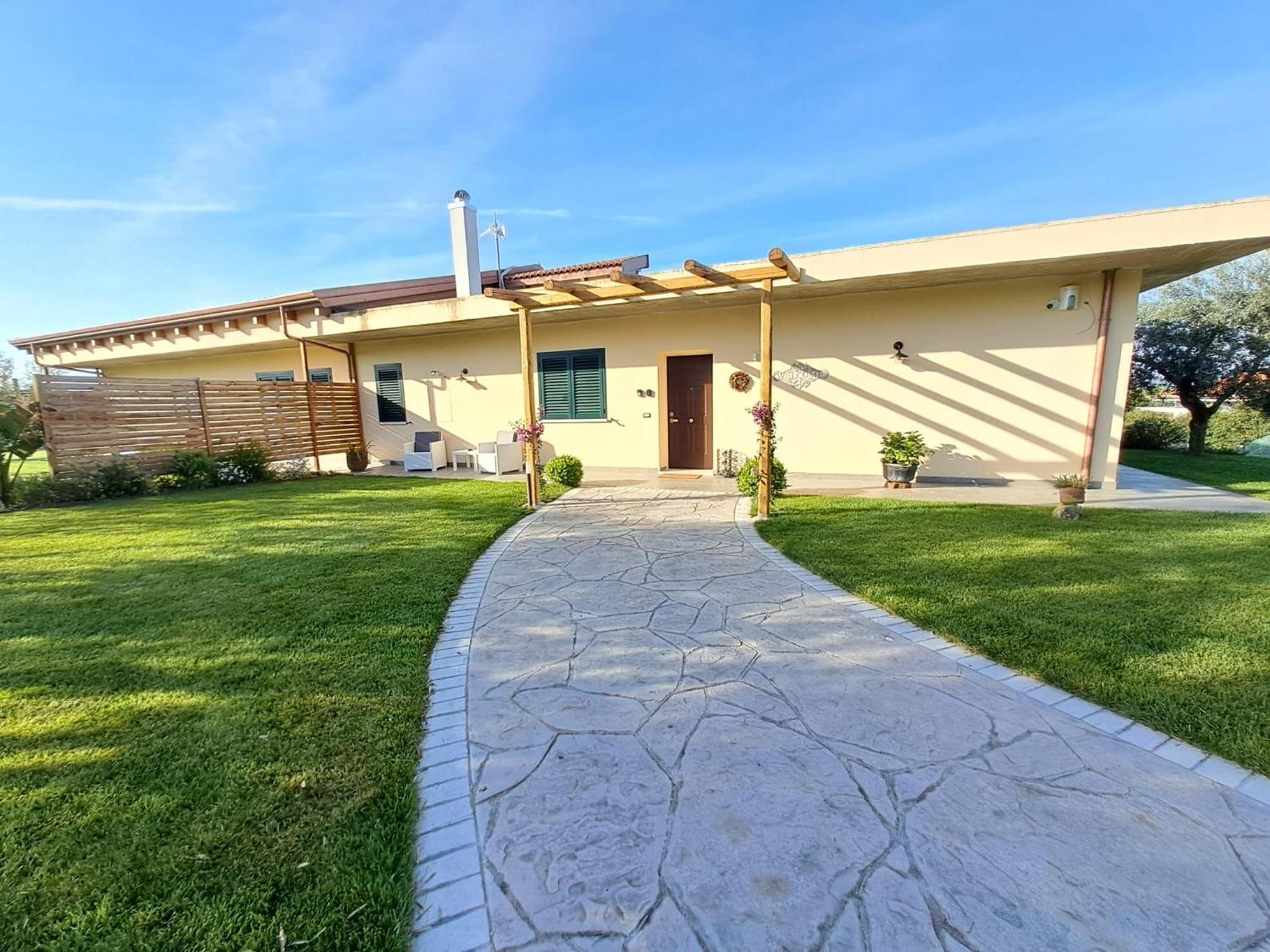 La Campagna Di Peppe E Tullia Bed & Breakfast Formia Exterior foto