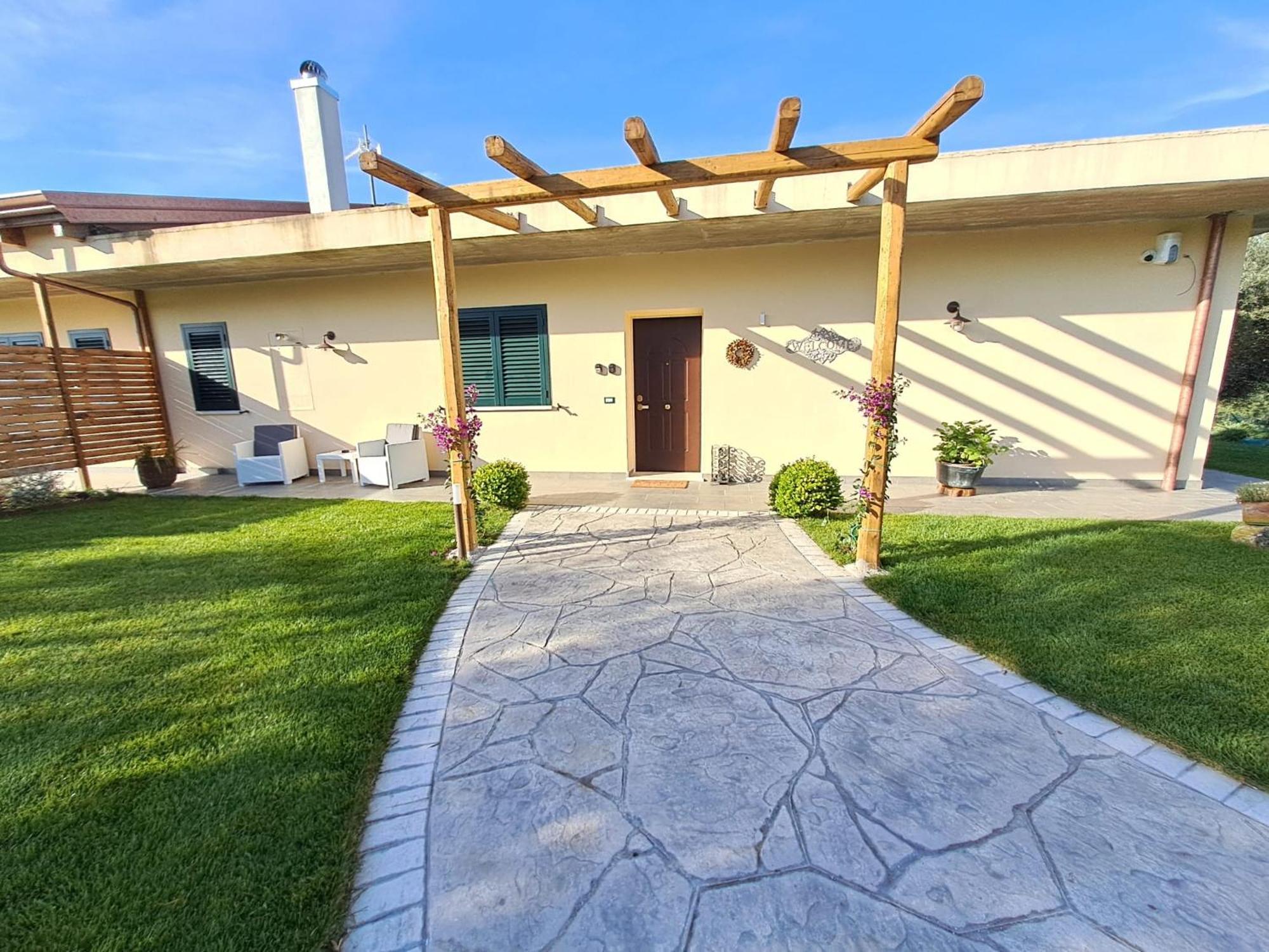 La Campagna Di Peppe E Tullia Bed & Breakfast Formia Exterior foto